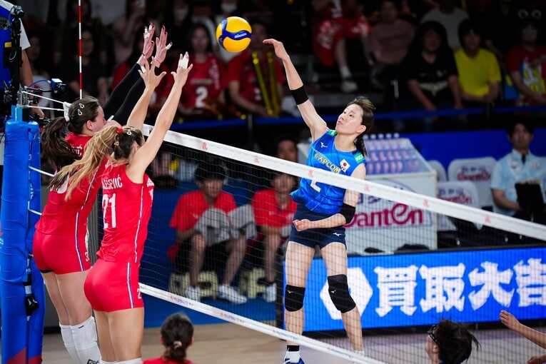 林琴奈（VNLセルビア戦）©︎Volleyball World