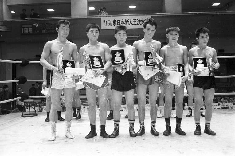 1962年の東日本新人王戦。琴音竜は一番左。当時100kg近くあった体重を72.5kgまで落とし、ミドル級の東日本新人王に　©AFLO
