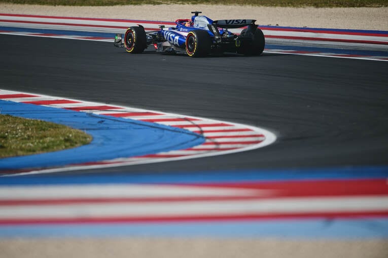 角田裕毅が走らせる、ビザ・キャッシュアップRBの2024年の新車VCARB 01　©Getty Images / Red Bull Content Pool