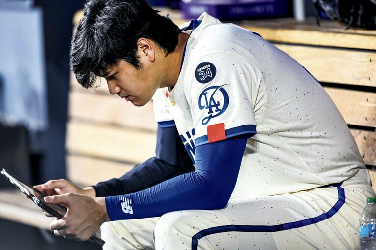 大谷翔平（おおたに・しょうへい）／1994年7月5日生、岩手県出身。花巻東高から2013年にドラフト1位で日本ハムに入団。'18年にエンゼルスに移籍し、MVP2回。'24年にドジャースに移籍し、54本塁打、59盗塁で3度目の満票MVP。191cm、95kg　©Nanae Suzuki