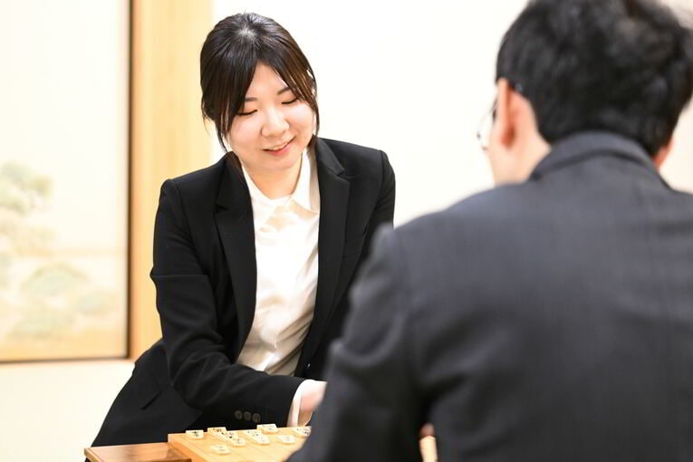 2024年から25年初頭にかけて棋士編入試験に挑んだ西山朋佳　©Keiji Ishikawa