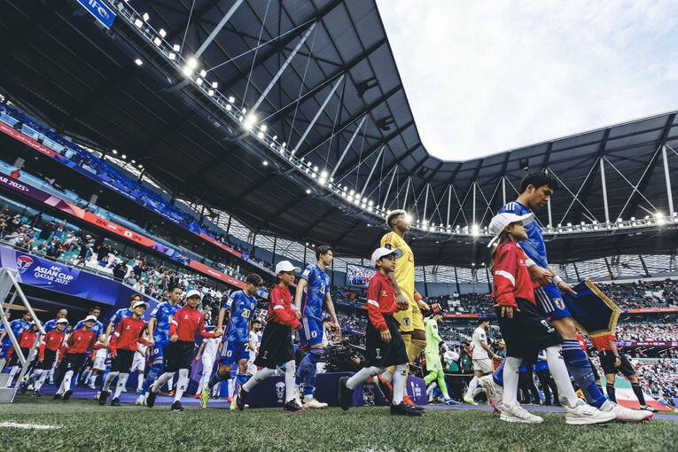 選手入場　©︎Kiichi Matsumoto