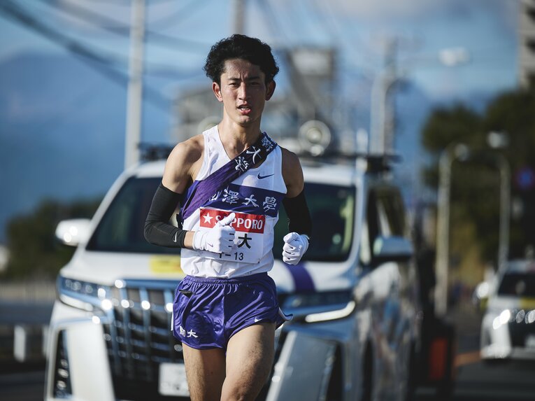 2年時の箱根駅伝でも復路の7区に起用されたものの、大会後から調子を崩し始めたという　©Yuki Suenaga