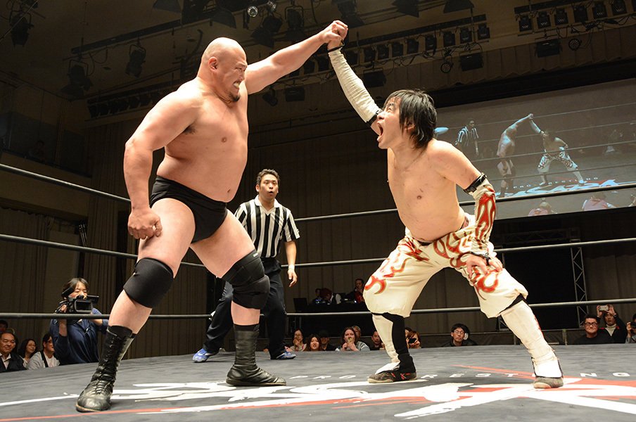 木高イサミ、大家健から石川修司まで。GWに繋がったマット界の“男の星座”。<Number Web> photograph by Norihiro Hashimoto