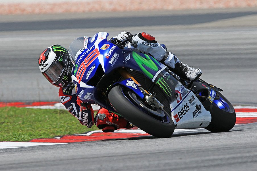 MotoGPはルール変更で混戦の予感。ただ1人ロレンソが好調な理由は?<Number Web> photograph by Satoshi Endo