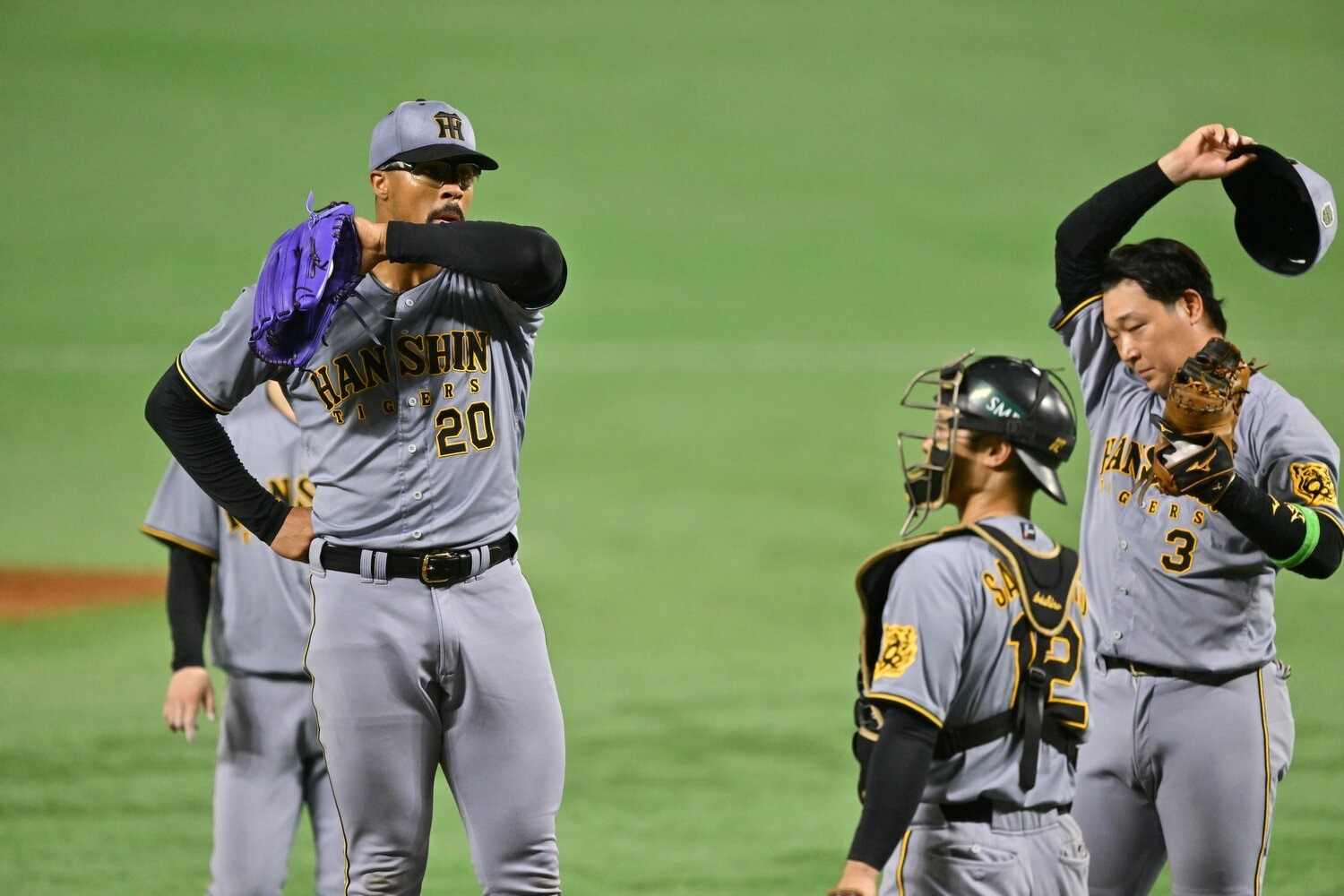 日本シリーズ第2戦。先発のデュプランティエはソフトバンク打線に打ち込まれ、2回途中で降板した ©Hideki Sugiyama