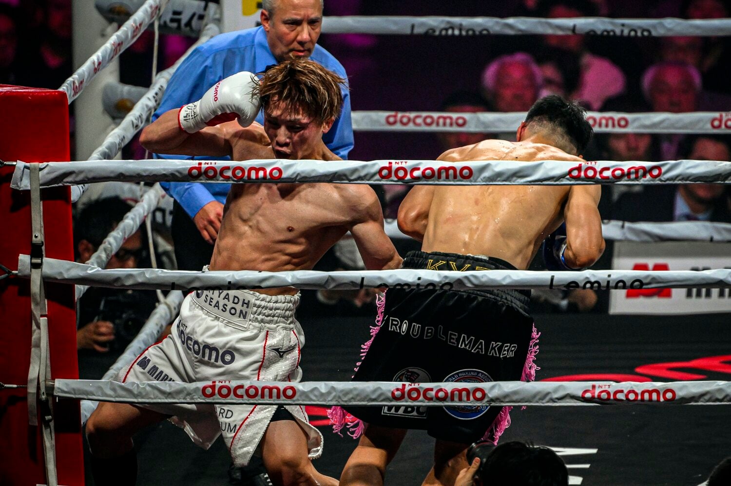 井上は2ラウンド以降、徐々にキムを追い詰めていった　©Takuya Sugiyama