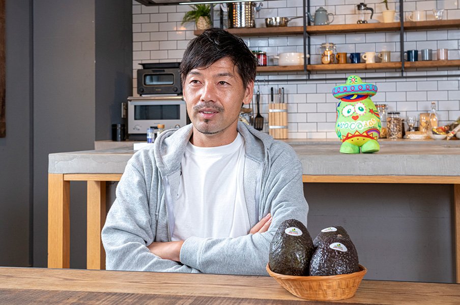 「40歳を過ぎても、まだ自身の肉体に衰えを感じていない」サッカーとフットサルの二刀流に挑む松井大輔の身体づくりを支える食材とは。<Number Web> photograph by Takuya Sugiyama