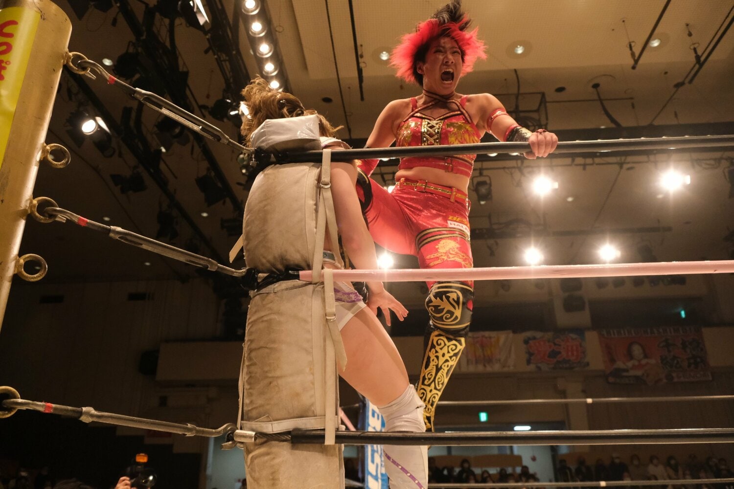 安納サオリとの最初のシングルマッチ