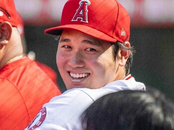 大谷翔平が思わず「失礼ですね（笑）」と返した質問って？「（野球選手は）仕事だという感覚ではない」やっぱりスゴかった独自の“仕事論”＜Number Web＞ photograph by Getty Images