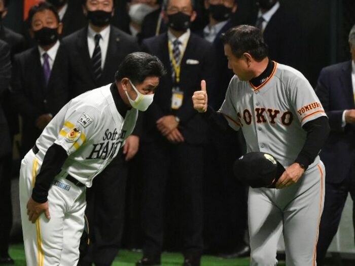 原巨人「完敗、完敗、完敗…」不完全燃焼感だけの日本シリーズ…監督・原辰徳に残された“最後の宿題”＜Number Web＞ photograph by Hideki Sugiyama