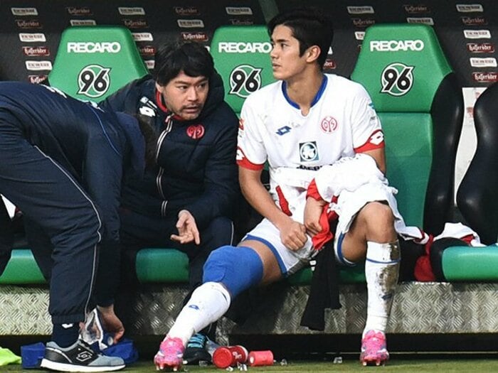 武藤嘉紀は交代させたくない選手？「点を取る」だけではない新境地。＜Number Web＞ photograph by AFLO