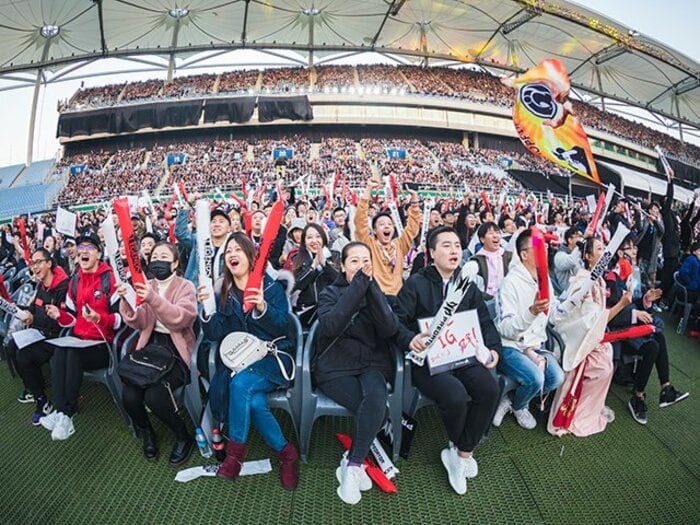 eスポーツは「有望な新市場」ですか？お金の話ばかりが話題になる違和感。＜Number Web＞ photograph by 2018 Riot Games, Inc. All Rights Reserved