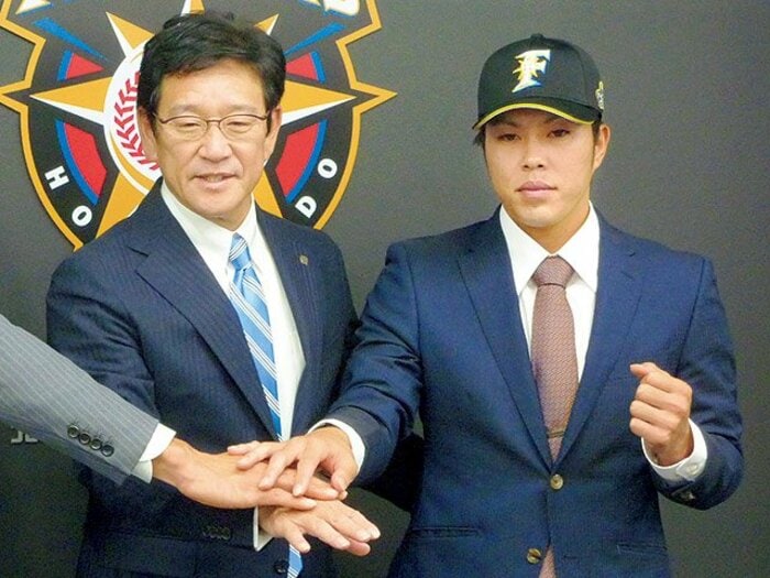 大田のおまけではない? 公文克彦が高評価なわけ。~巨人で芽が出なかった男が、日本ハムで化ける~<Number Web> photograph by KYODO