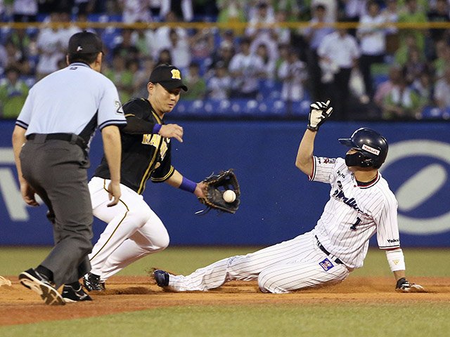 トリプルスリー　３4盗塁記念　フィギュア　山田哲人　#1 山田哲人　#23 201808260000799-w500_0.jpg