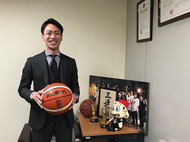 Bリーグで異端の“儲かるクラブ”。大阪エヴェッサ34歳社長の商人魂