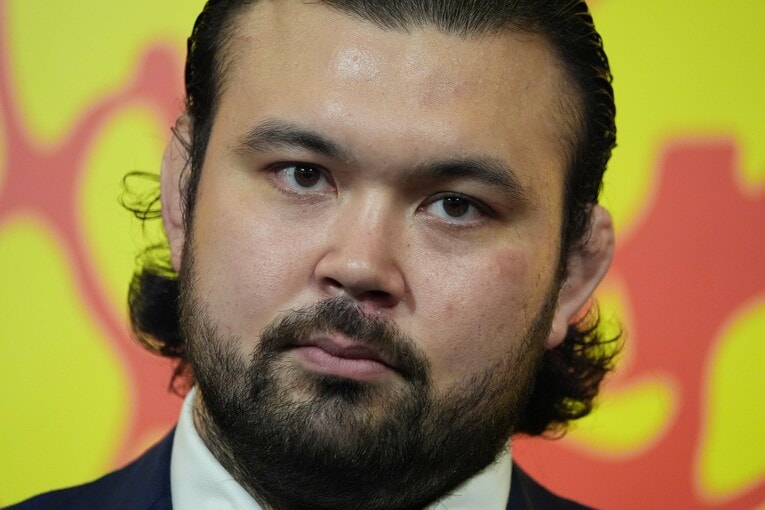 ウルフアロン　©Essei Hara