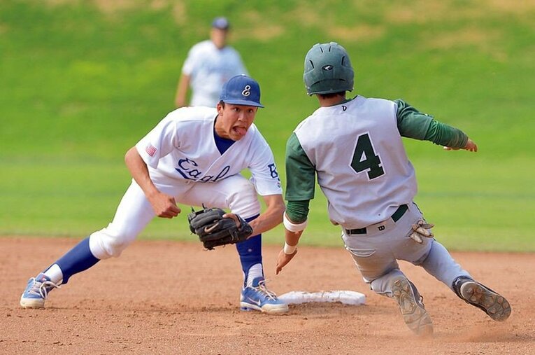 エルセグンド高校時代のヌートバー。野球でもアメフトでもトップクラスの才能を発揮する二刀流のアスリートだった ／ photograph by Kumiko Nootbaar