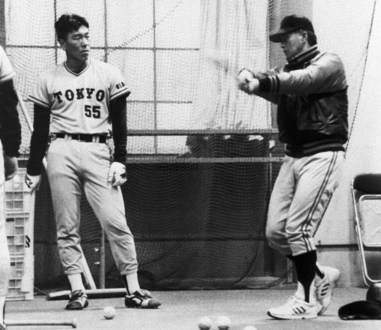 松井のプロ1年目…長嶋が指導　©KYODO