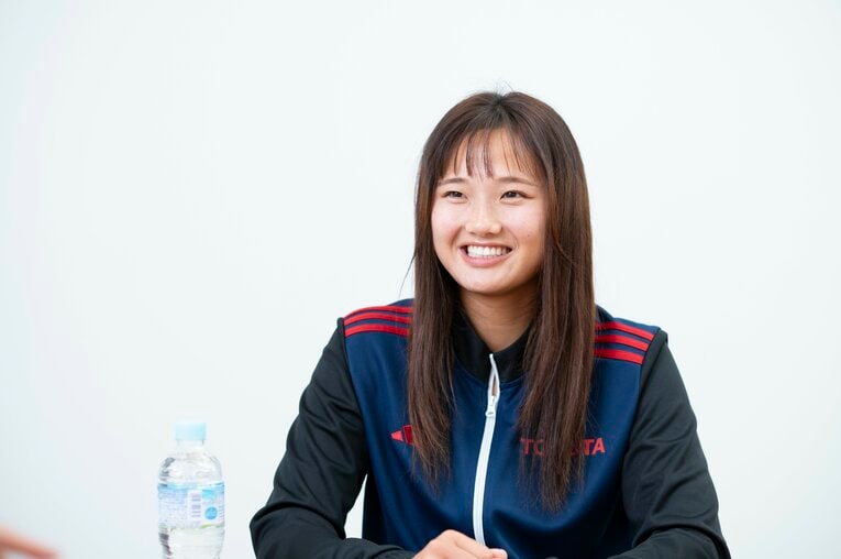 ビーチバレー界のニューヒロイン・秋重若菜の撮り下ろしフォト【スワイプするとそのほかの写真もご覧になれます】　©Tadashi Hosoda