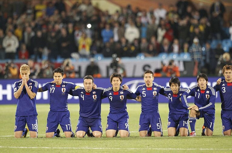 2010年　パラグアイ戦 ／ photograph by JMPA