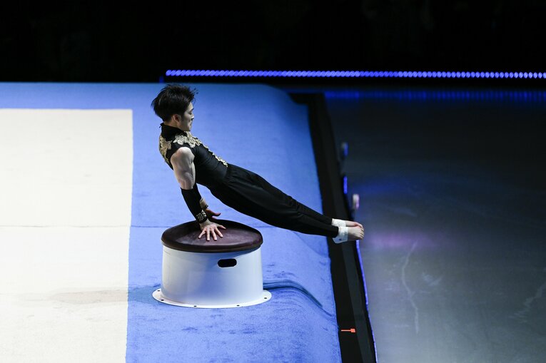 内村の演技　©Asami Enomoto