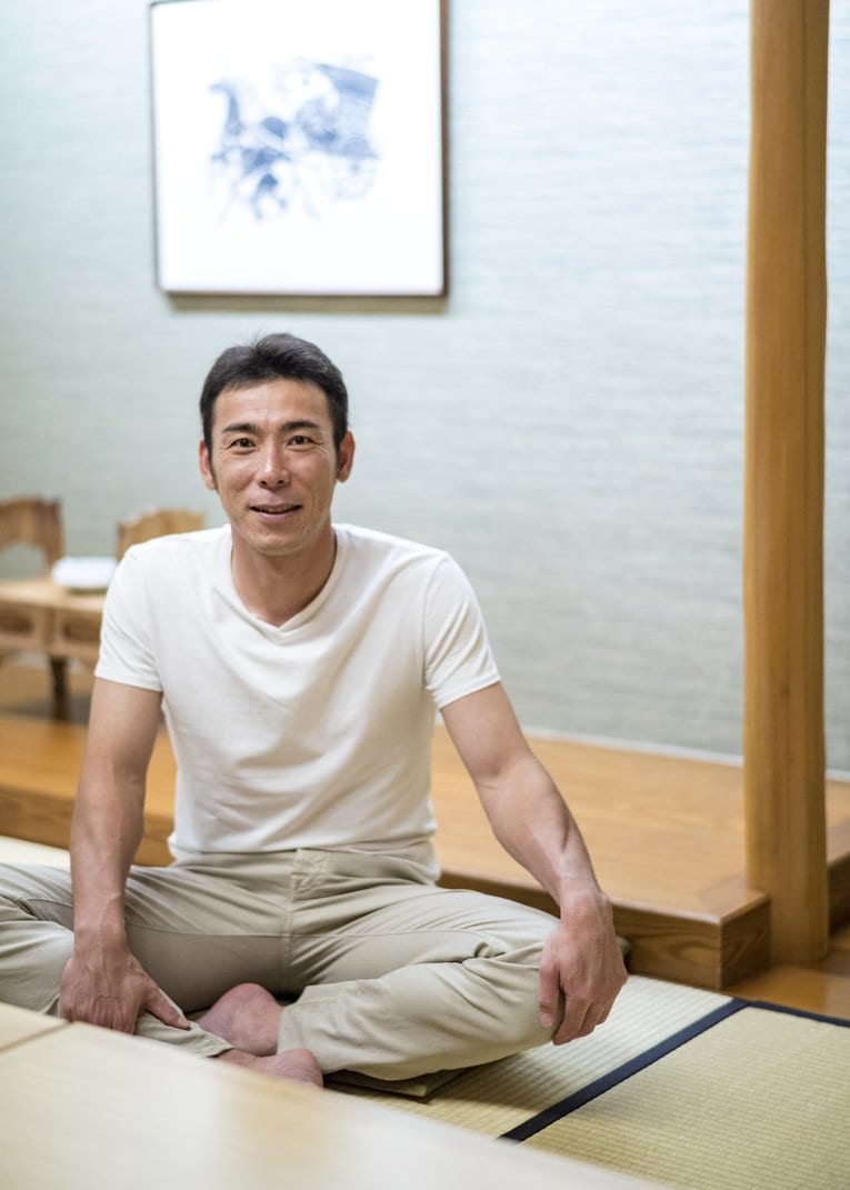 中日の荒木雅博コーチ　©Takuya Sugiyama