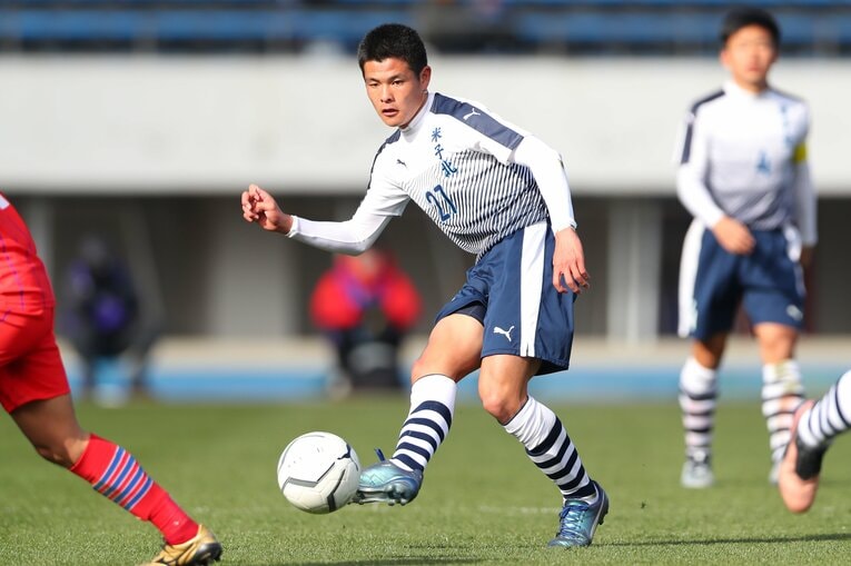 【日本サッカー名選手レア写真集】2018年、米子北高校時代の佐野海舟（当時18歳。画像は右に続きます）　©Yohei Osada/AFLO
