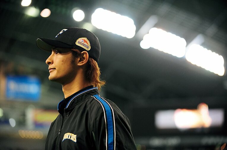 2009年の日本シリーズ。巨人が先勝して迎えた第2戦のマウンドに、ダルビッシュ有は立った。ところが普段とまるで違う姿に味方までが驚き、巨人打線は困惑することになる ／ photograph by Naoya Sanuki