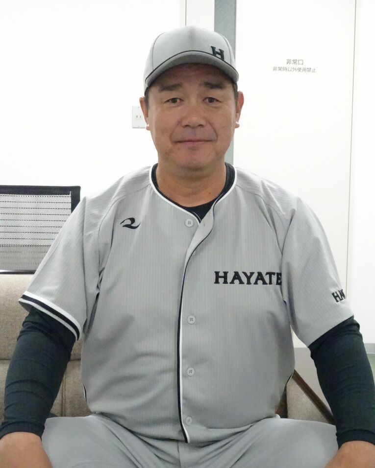 くふうハヤテの監督を務める赤堀元之　©Masanori Kise