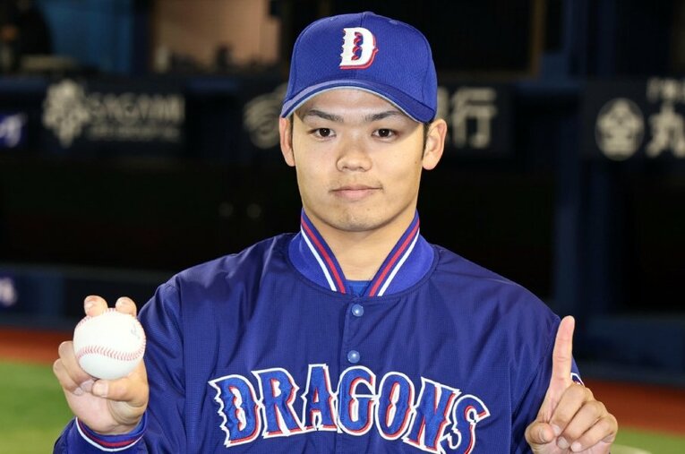 今年4月、プロ初勝利を挙げた中日・根尾昂。同僚・コーチが明かす、その素顔とは ／ photograph by Sankei Shimbun