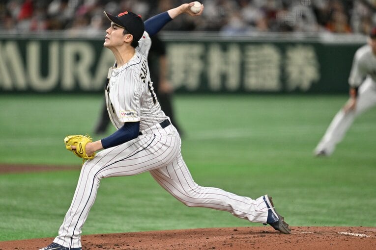 先発を務めた佐々木は侍史上最年少の勝利投手に　©Naoya Sanuki