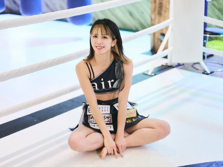 菅原美優22歳「アンチもいる中で成長してきた」話題の美容師兼業ファイターを支えた“先輩・武尊のアドバイス”《特別フォトインタビュー》(31)