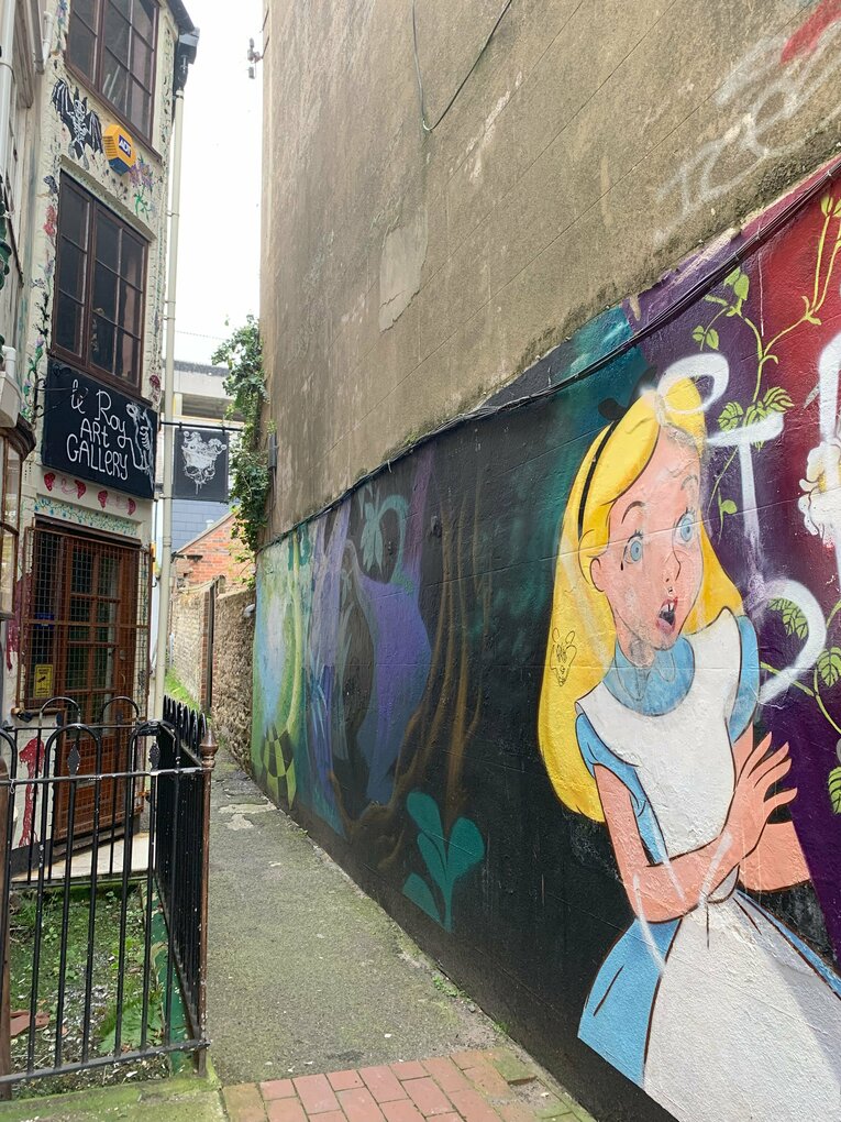 オシャレなブライトンの町並み　©Yoichi Igawa　　