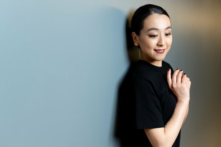 「母への永遠の愛を滑りたいな」浅田真央が明かすアイスショー『Everlasting33』に込めた“愛”「誰も見たことのない景色を届けたい」(93)