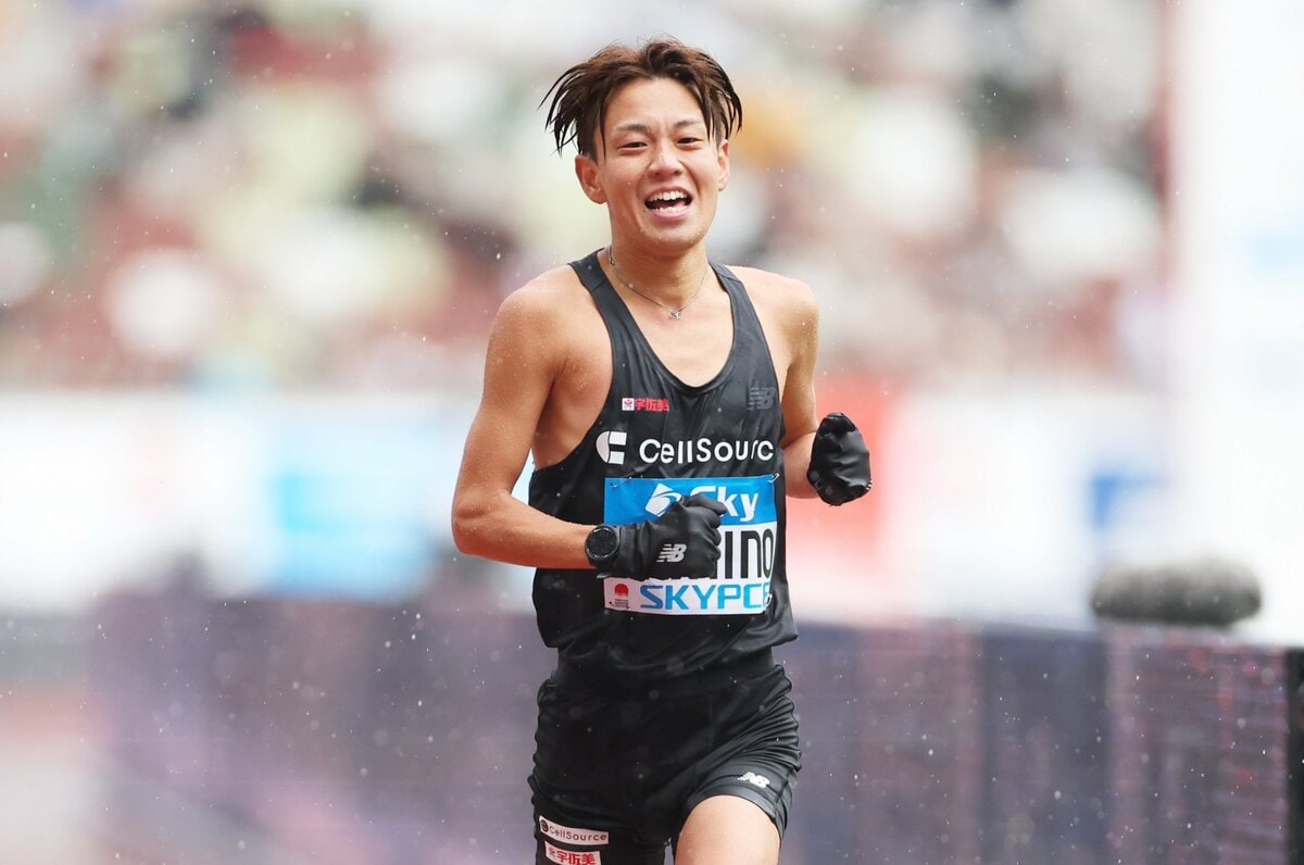 青山学院大学　箱根駅伝　3代目山の神　神野大地サイン入りシューズ(本人着用) 神野は終わった」と言われても…箱根駅伝“3代目山の神”に新チームが