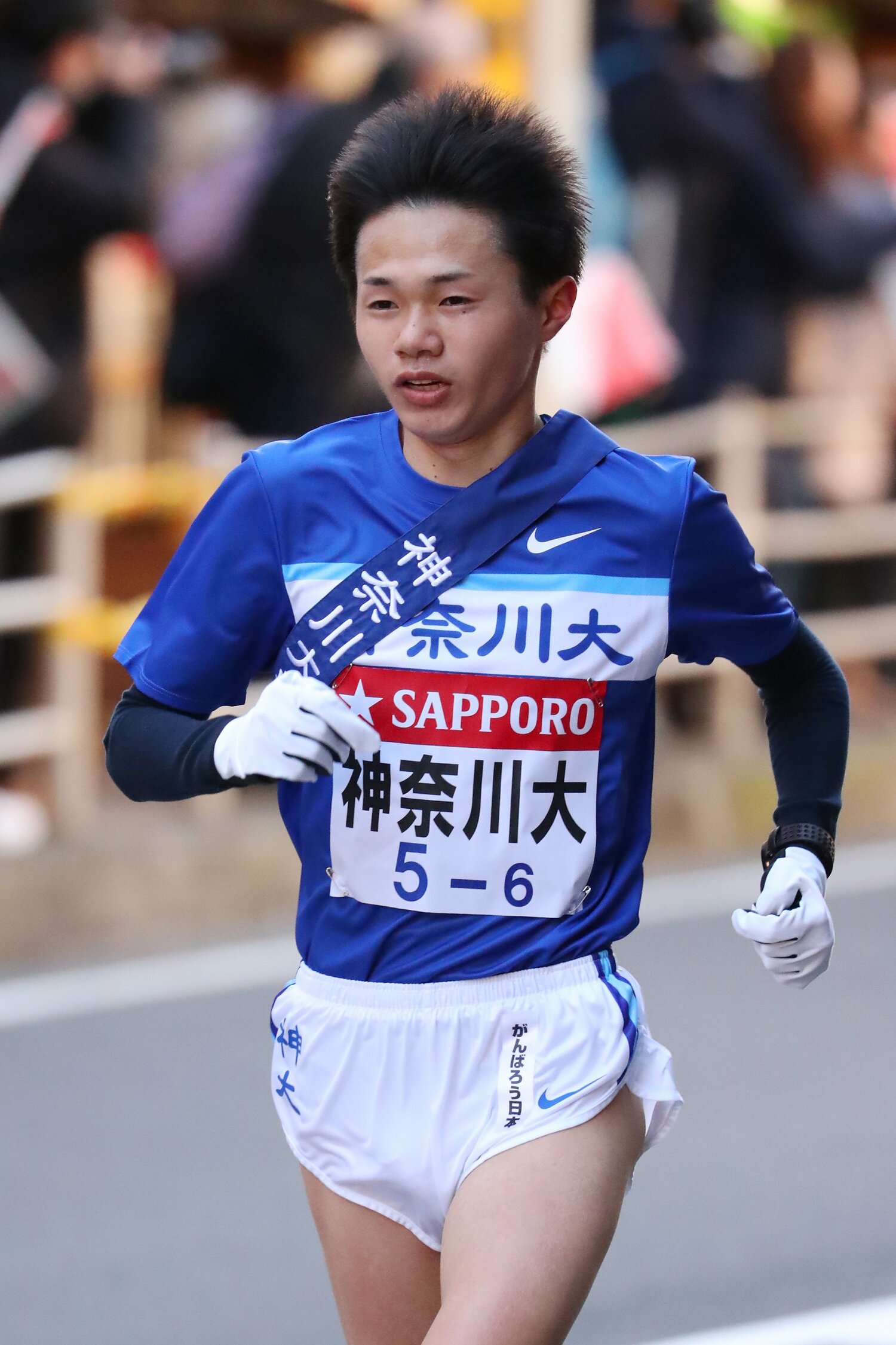 94回箱根駅伝を走る安田共貴 ©AFLO