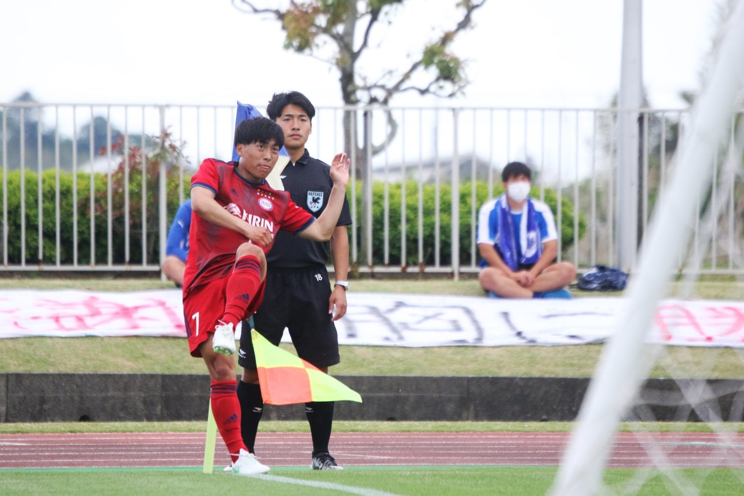 流経大柏では「10番」を背負ったMF菊地泰智(4年)©Takahito Ando