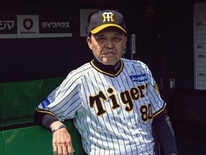 「丸2日、寝てない」岡田彰布を襲った“異変”…最後のCSで敗れ「じつは極秘入院していた」阪神監督退任の真相「なんやろな、急に力が抜けてしまったわ」