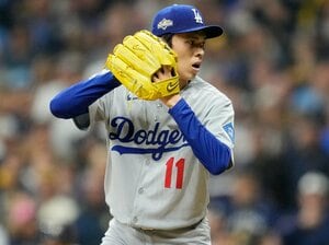 「今のロウキは日本で投げていた頃のよう」ロバーツ監督がうなった理由…なぜ佐々木朗希（23歳）はドジャースのリリーフとして覚醒できたのか？