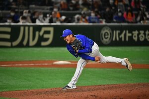 山崎康晃は少年時代“荒川のノーコンピッチャー”だった？ 急成長を導いた抜群のセンスと“掛け持ち”とは