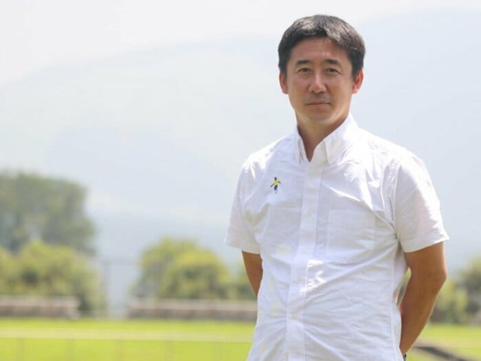 小野伸二も驚いた山崎光太郎の技術。プロでの苦難は金の卵へのアシストに。＜Number Web＞ photograph by Takahito Ando