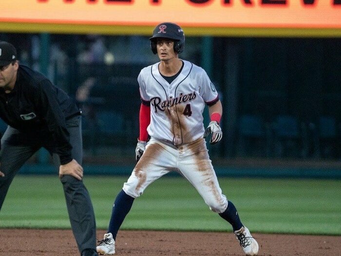 「ここは天国か」海外挑戦4年目、ついにMLB球団と契約！ 元DeNA乙坂智“夢の入口での1カ月半”からの失意「毎日毎日、スタメン表に名前がなくて…」＜Number Web＞ photograph by Tomo Otosaka