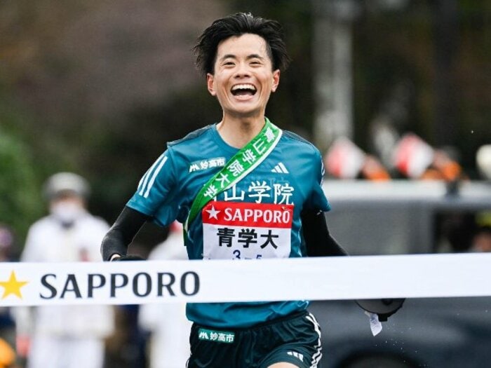 “最強”駒大がまさかの2分38秒差で2位「箱根駅伝だけは違う」青学大・原晋監督は1カ月前に予言していた…青学大vs駒大の「決定的な差」<Number Web> photograph by Nanae Suzuki