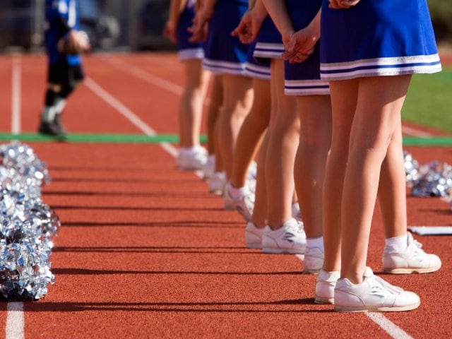 バッグの穴からレンズが…」現役大学生チアたちが明かす“性的画像”被害