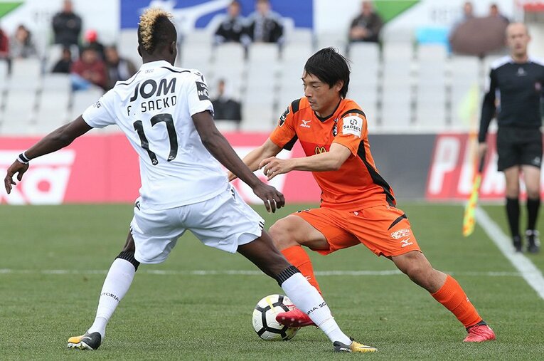 中島翔哉はハリルJ救世主となるか。「僕は海外向き」を証明できた理由。(5) ／ photograph by Getty Images