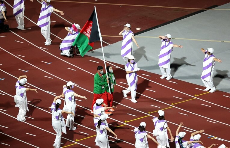 閉会式に参加した2選手　©Getty Images