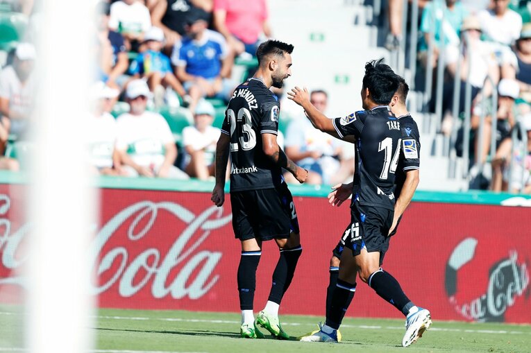 「久保建英が信頼され始めた」証拠かも…ソシエダサポの「Take,Take」に日本人カメラマンが感じた“海外組あるある”とは(15)