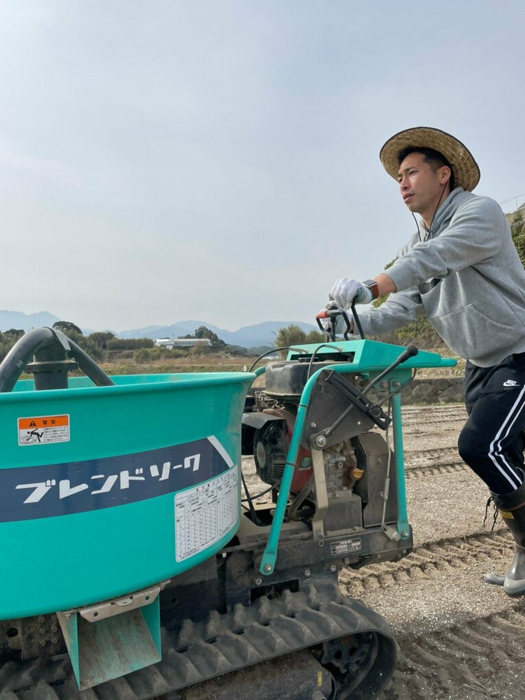 指導者にならないJリーガーは何をする？ 徳永悠平が麦わら帽と長靴姿でスイートコーンを栽培するワケ(11)