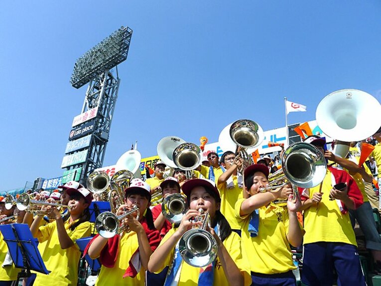 ラップ、演歌、怪人、魔曲……。夏の甲子園、注目のブラバン応援は？(3)